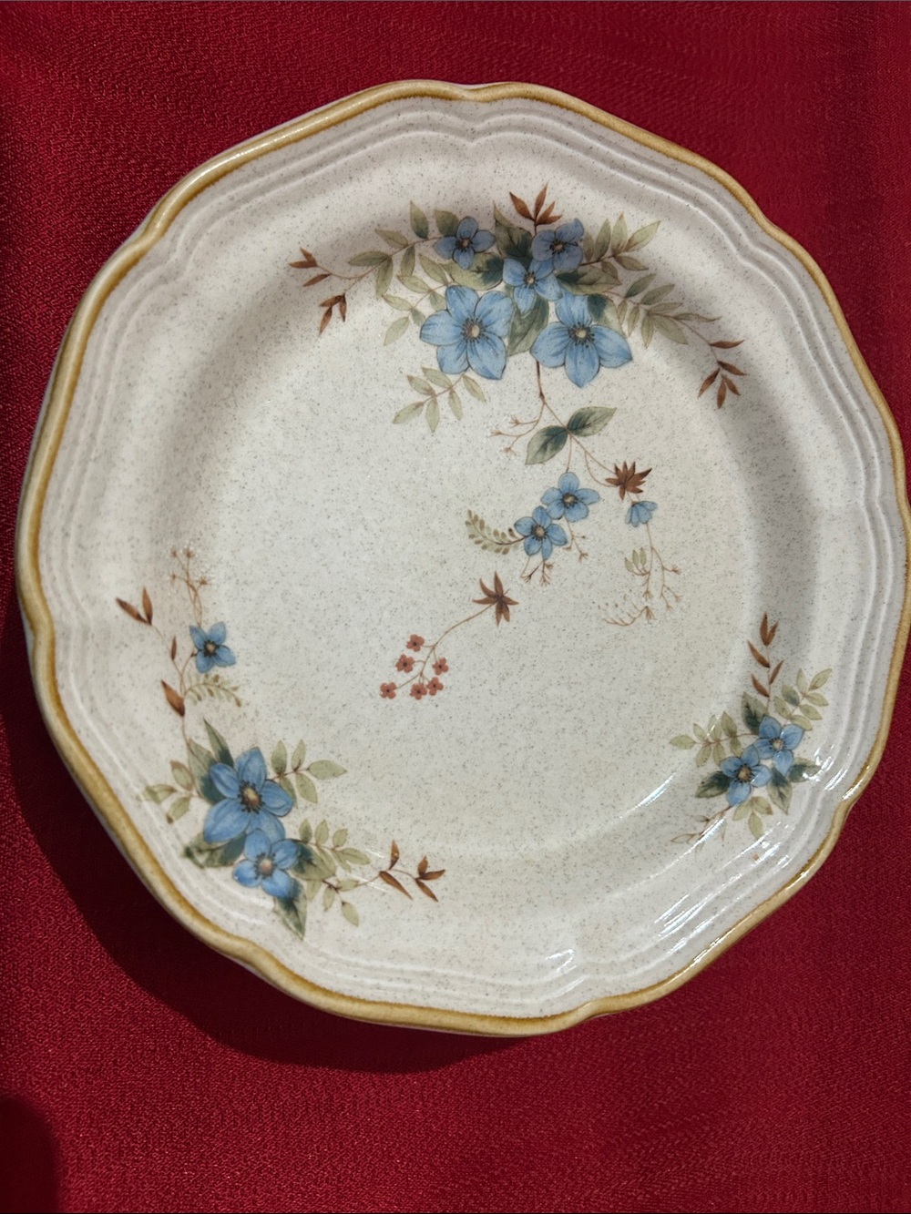 Mikasa Blue Floral Stoneware Plate with Gold Rim
